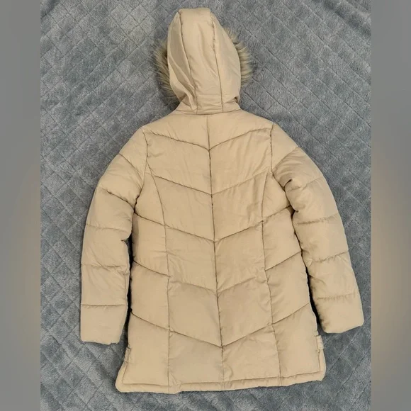 Fashion Nova Puffer Jacket | Women’s XS | Cream | Faux Fur Hood - Picture 6 of 6